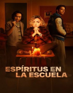 Espíritus en la escuela saison 1